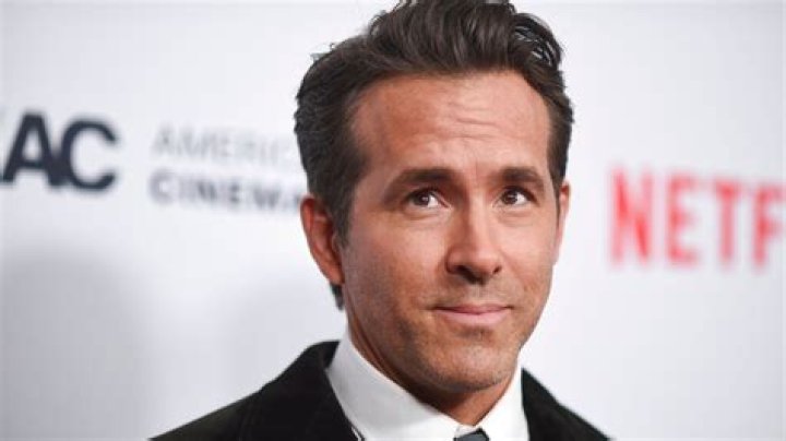 Ryan Reynolds' Dating History Includes Alanis Morissette, Charlize Theron