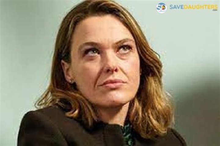 Sally Bretton Disease Does Sally Bretton have cancer? Vo Truong Toan