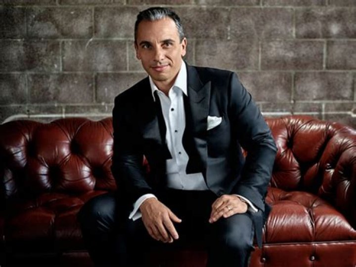 Sebastian Maniscalco Bio Age, Height, Wife, Net Worth & Pictures