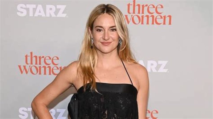 Shailene Woodley opens up about ex Aaron Rodgers, 'scrutiny' around