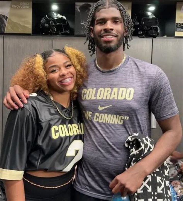 Shelomi Sanders Height, Weight, Age, Boyfriend, Husband, Biography