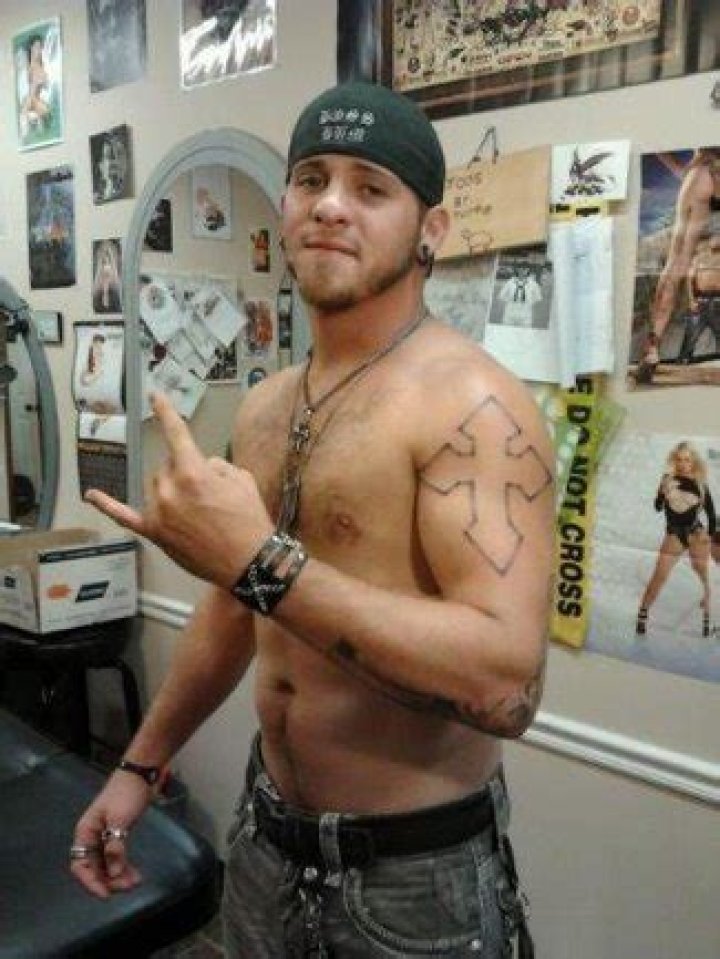 Shirtless Country Singers