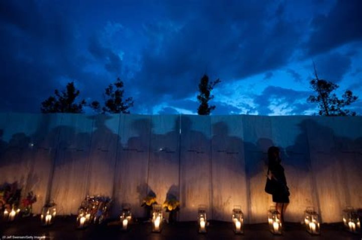 Sint&eacute;tico 93+ Foto La Muerte De Gallero Vicente Fernandez Mirada Tensa