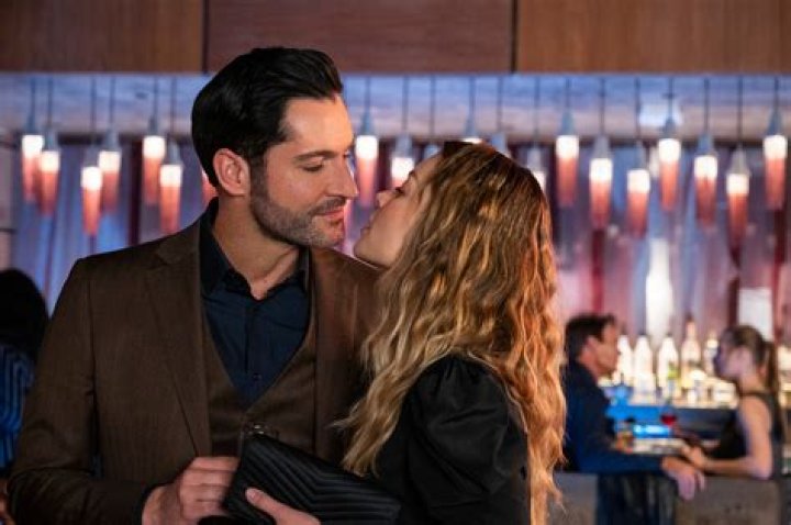 Slideshow Lucifer Season 5, Part 2 Images