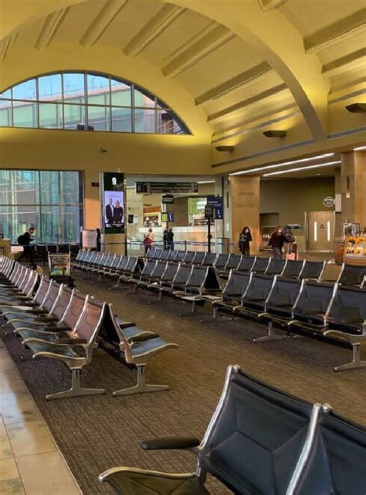 Starbucks At John Wayne Airport: Your Coffee Oasis While Traveling