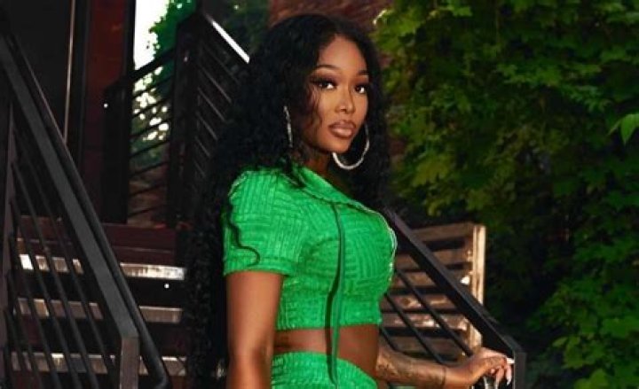 Summer Walker's Baby Daddy Larry responds To Split Announcement Urban Islandz