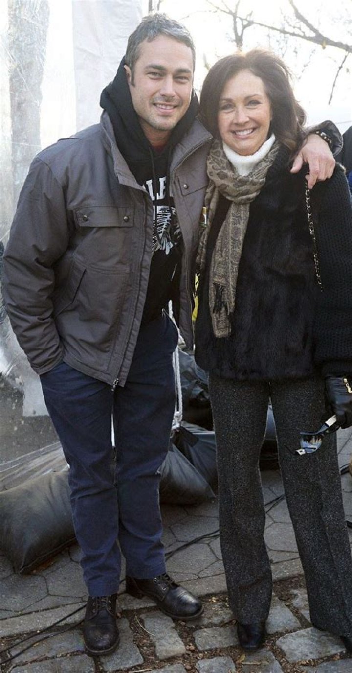 Taylor Kinney takes his Mom to the Thanksgiving Day Parade Taylor