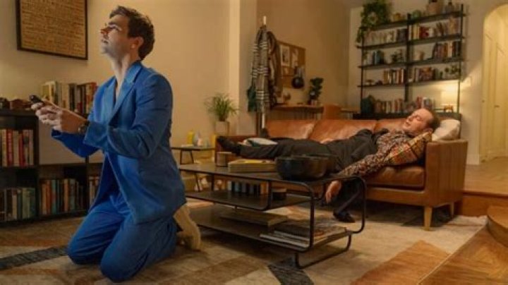 The Other Two Star Drew Tarver On Playing a Different Type of Queer