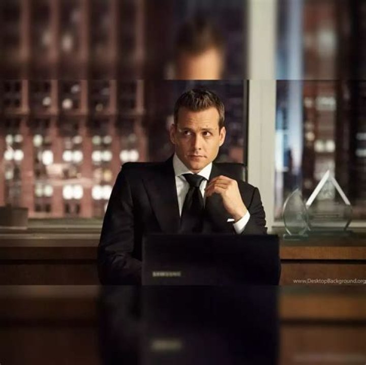 Total 97+ imagen harvey specter brown shoes Abzlocal.mx