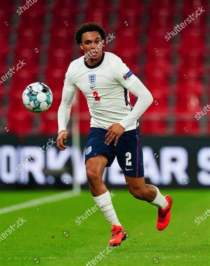 Trent AlexanderArnold's Biography, Nationality,Age, Properties, Weight