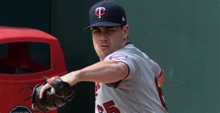 Trevor May Age, Net worth Kids, Weight, Wife, BioWiki 2024 The Personage