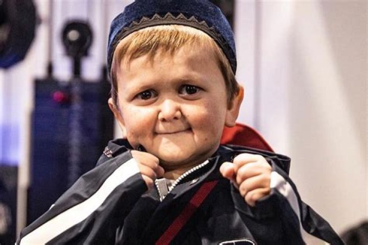 UFC Hasbulla Magomedov signs a fiveyear deal with the UFC after