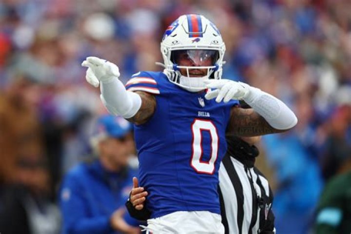 Video Surfaces of Bills Receiver Zay Jones Involved In Nude, Bloody