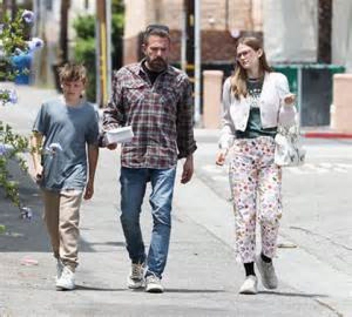 Violet Affleck A Glimpse into the Life of a Teenage Sensation