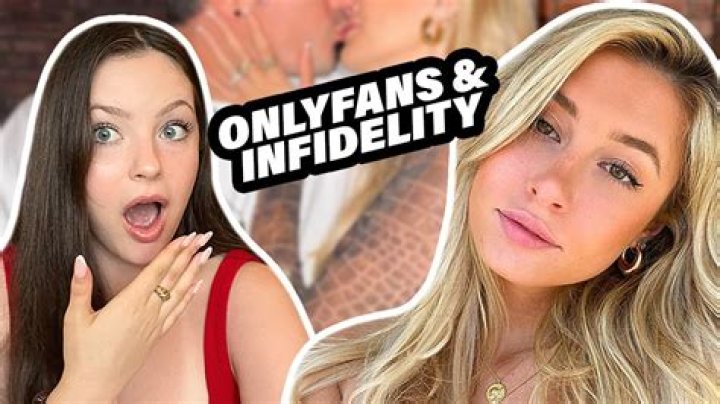 waifuelliexo Nude Leaks OnlyFans
