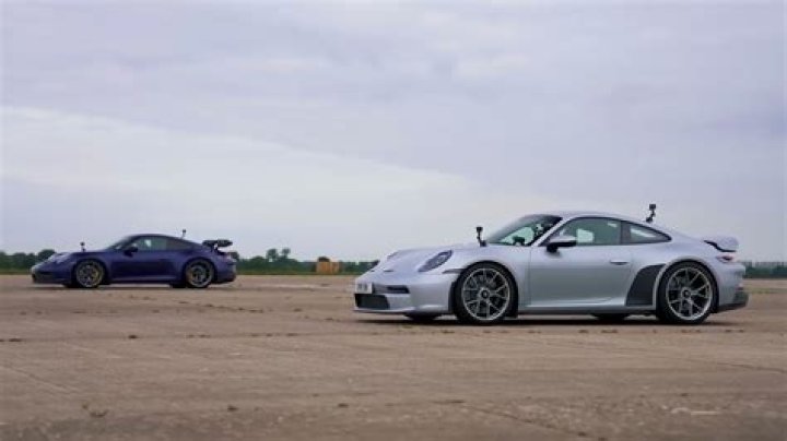Watch How Much Faster a Bugatti Chiron Is Than a Bugatti Veyron; It's