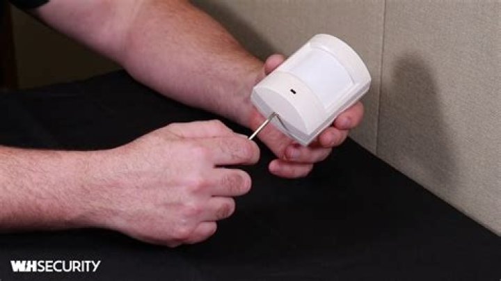 WH Security Changing batteries in a motion sensor YouTube