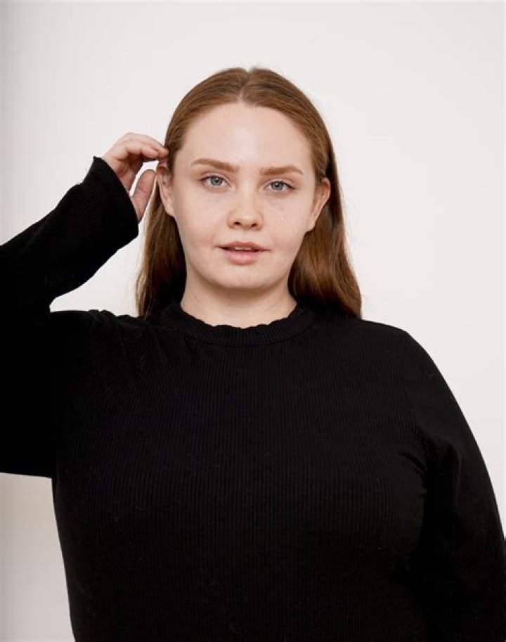 What Are the Plus Size Model Weight Requirements??? How To A