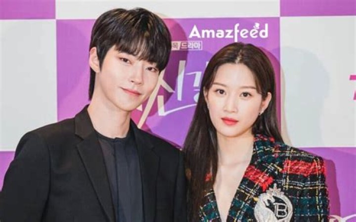 Who is Hwang In Yeop? Hwang In Yeop's Girlfriend, Career, Family