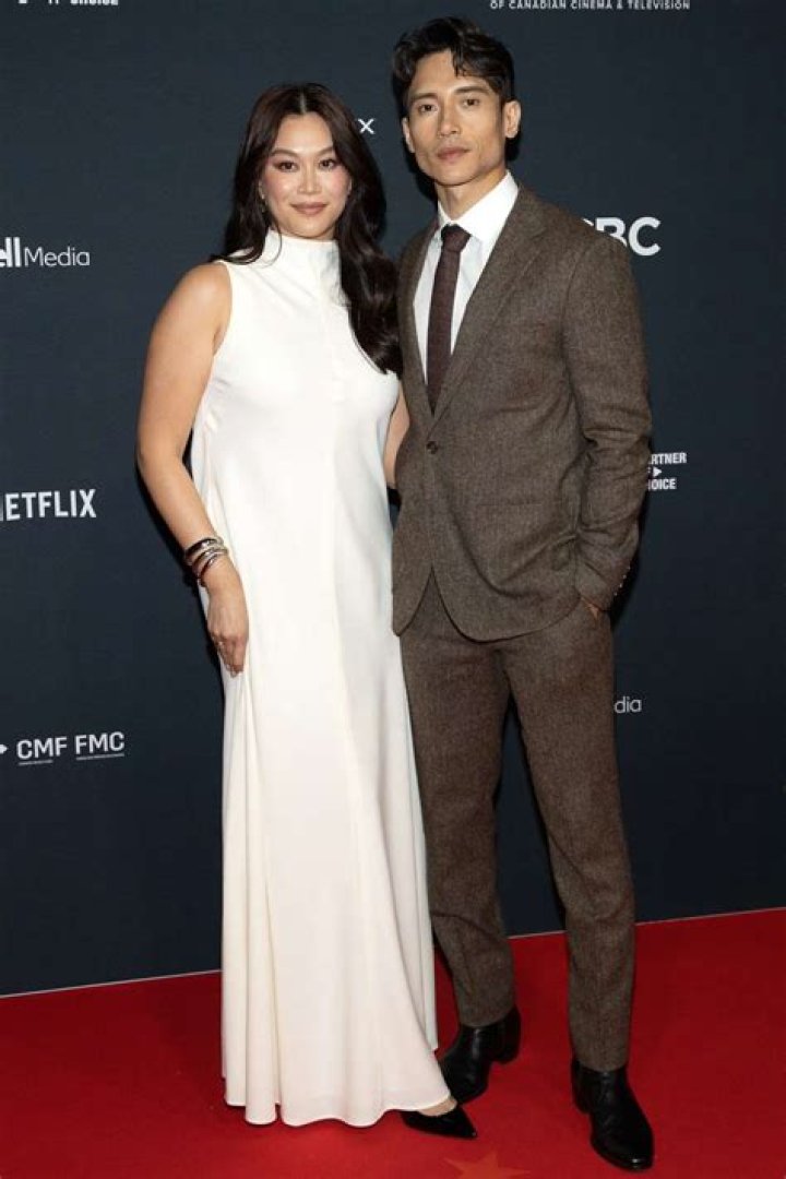 Who is Manny Jacinto? Wiki Parents, High School, Nationality, Wife