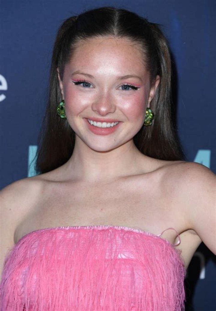 Who Is Zoe Colletti's Boyfriend Nicholai Perrett? Only Murders Within