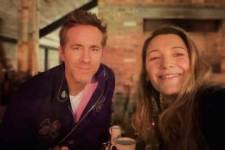 Why Blake Lively and Ryan Reynolds Skipped the 2022 Oscars Nestia